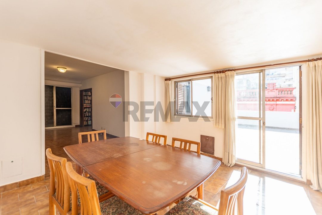 VENTA 3 AMBIENTES C/DEPENDENCIA Y BALCON TERRAZA