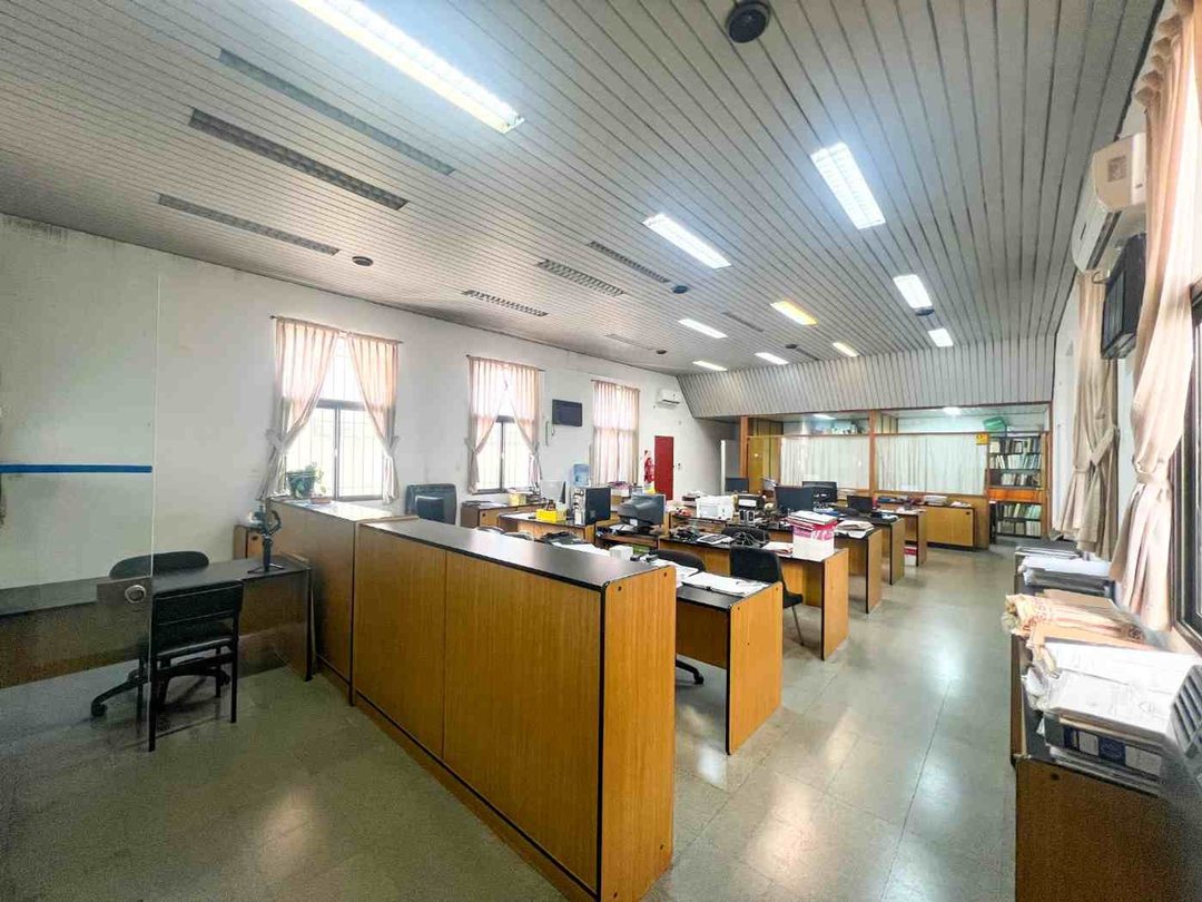 OFICINA EN VENTA ZONA COMERCIAL LOMAS DE ZAMORA