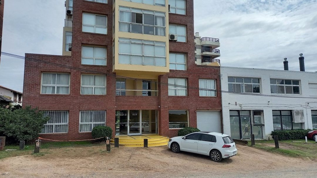Departamento en Venta en PINAMAR 3 amb PB cochera
