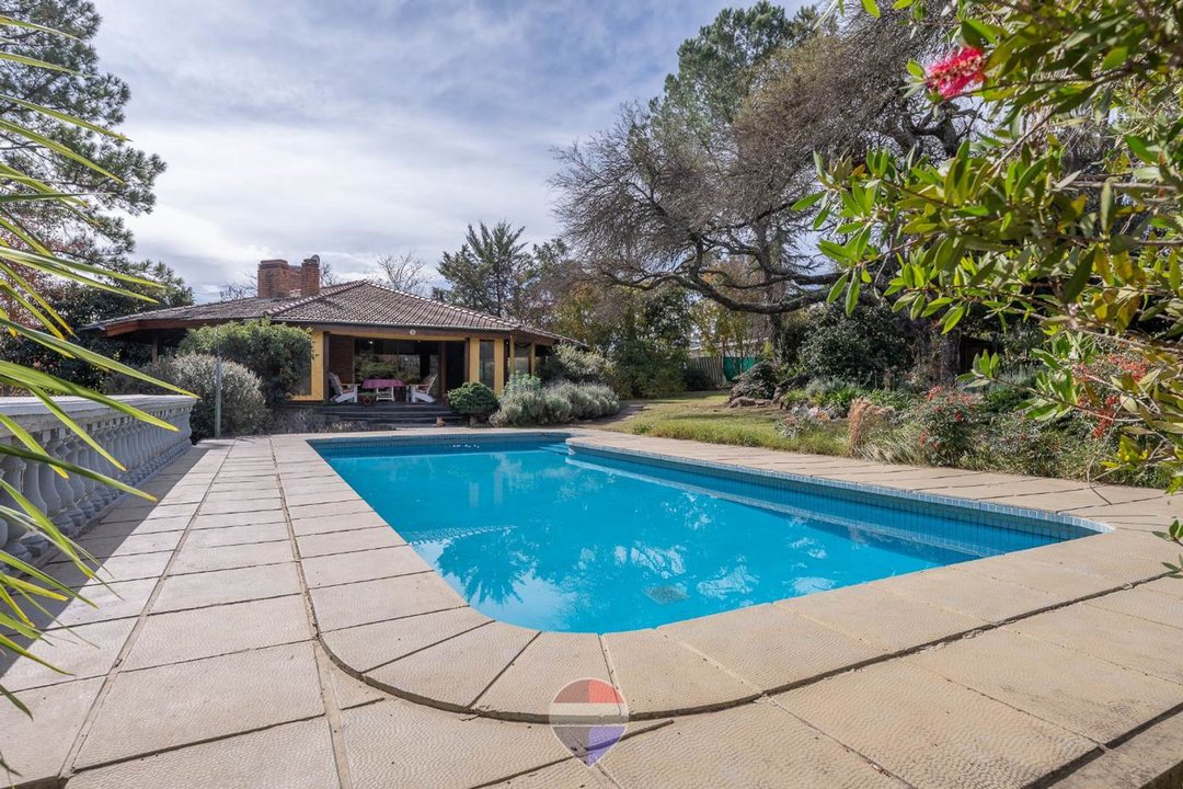 Venta Casa + Chalet en Calamuchita lote 5700 m2
