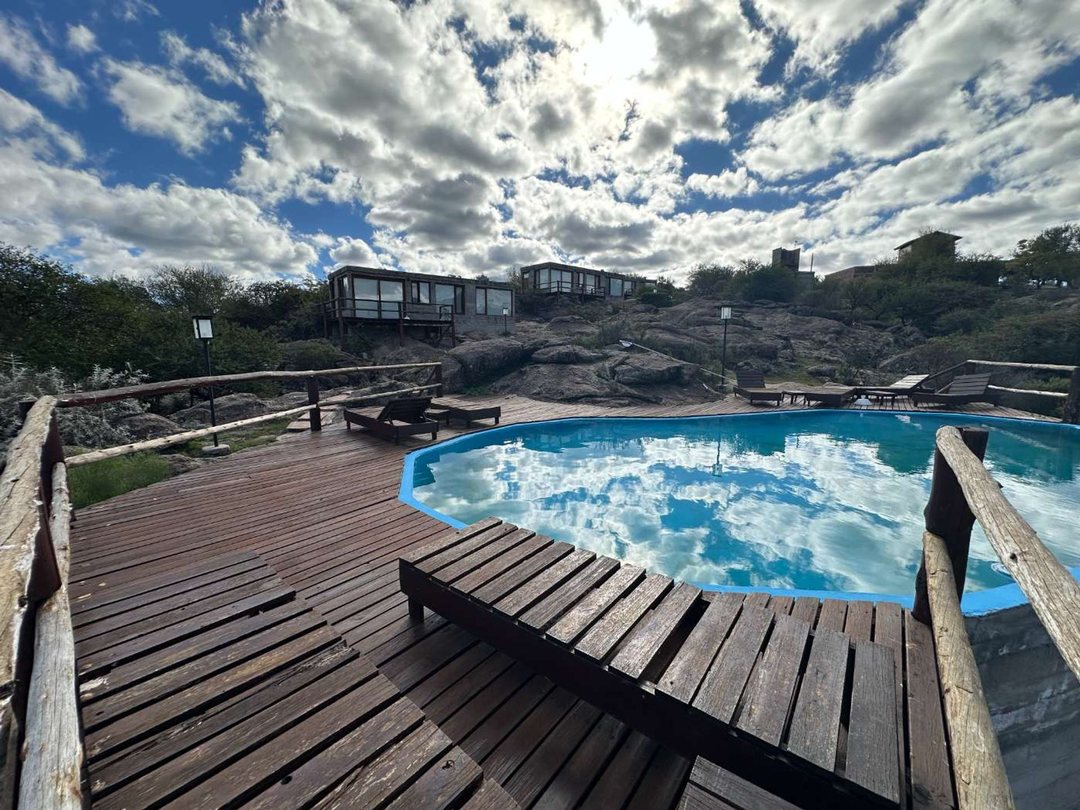 VENTA COMPLEJO NONO 4 UNIDADES CON JACUZZI Y DPTO