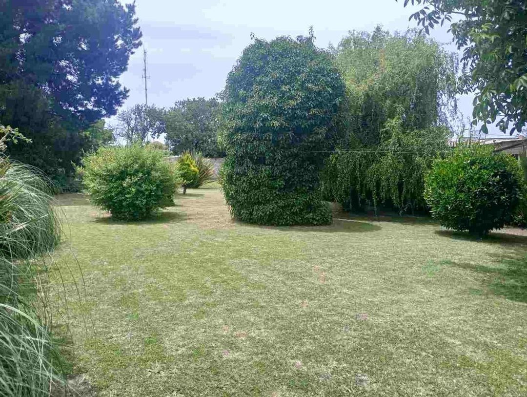 Venta casa tres dorm con jardin San Manuel Loberia
