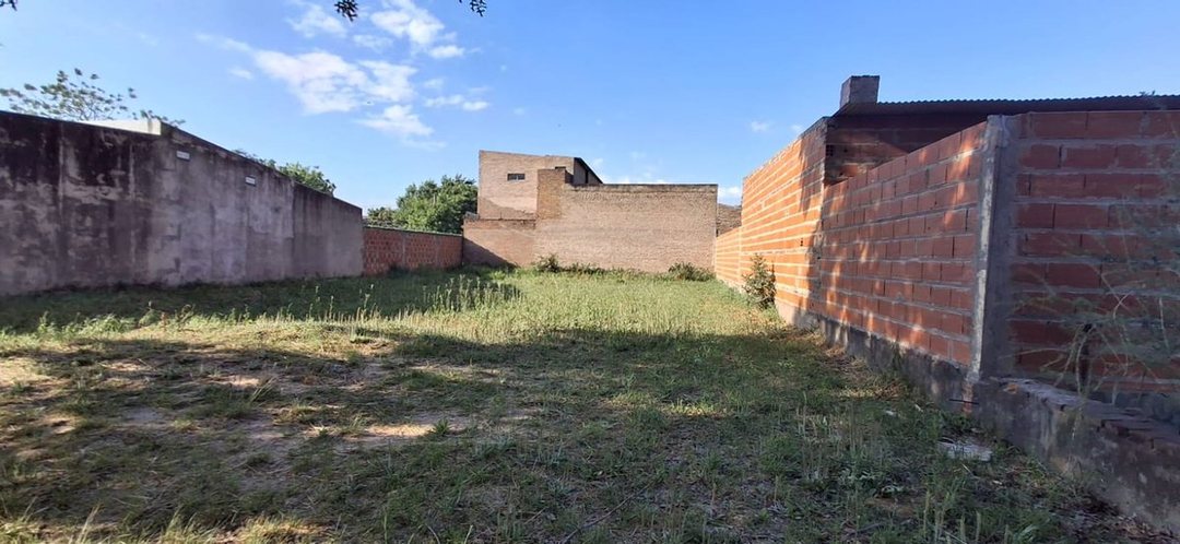 TERRENO EN CABAÑA LEIVA 325 M2