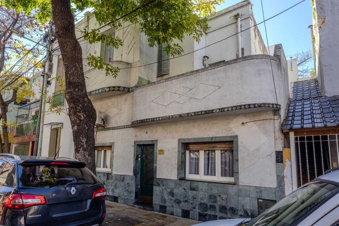 CASA en VENTA en PARQUE CHACABUCO, a RECICLAR