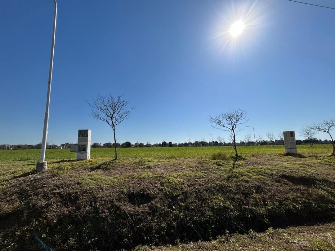 VENTA LOTE en esquina sobre Av Argentina