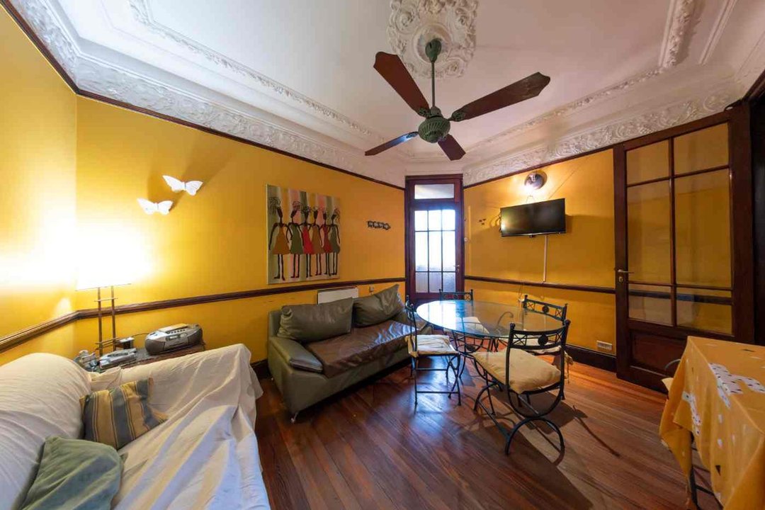 VENTA 3 AMBIENTES EN CASCO HISTÓRICO EN MONSERRAT