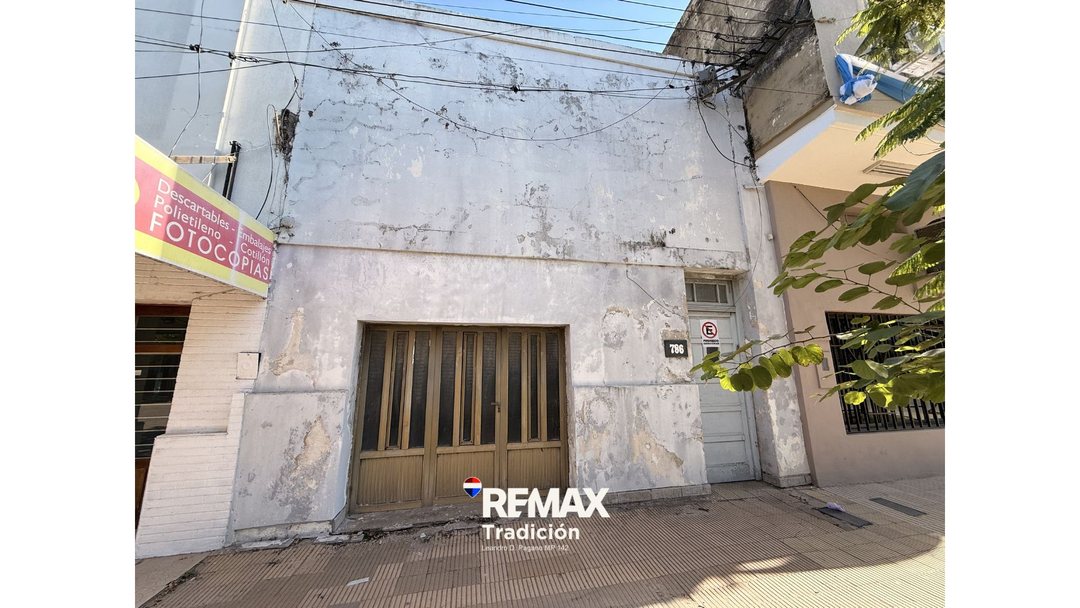 Casa 2 dorm. en venta – Sáenz Peña – Microcentro