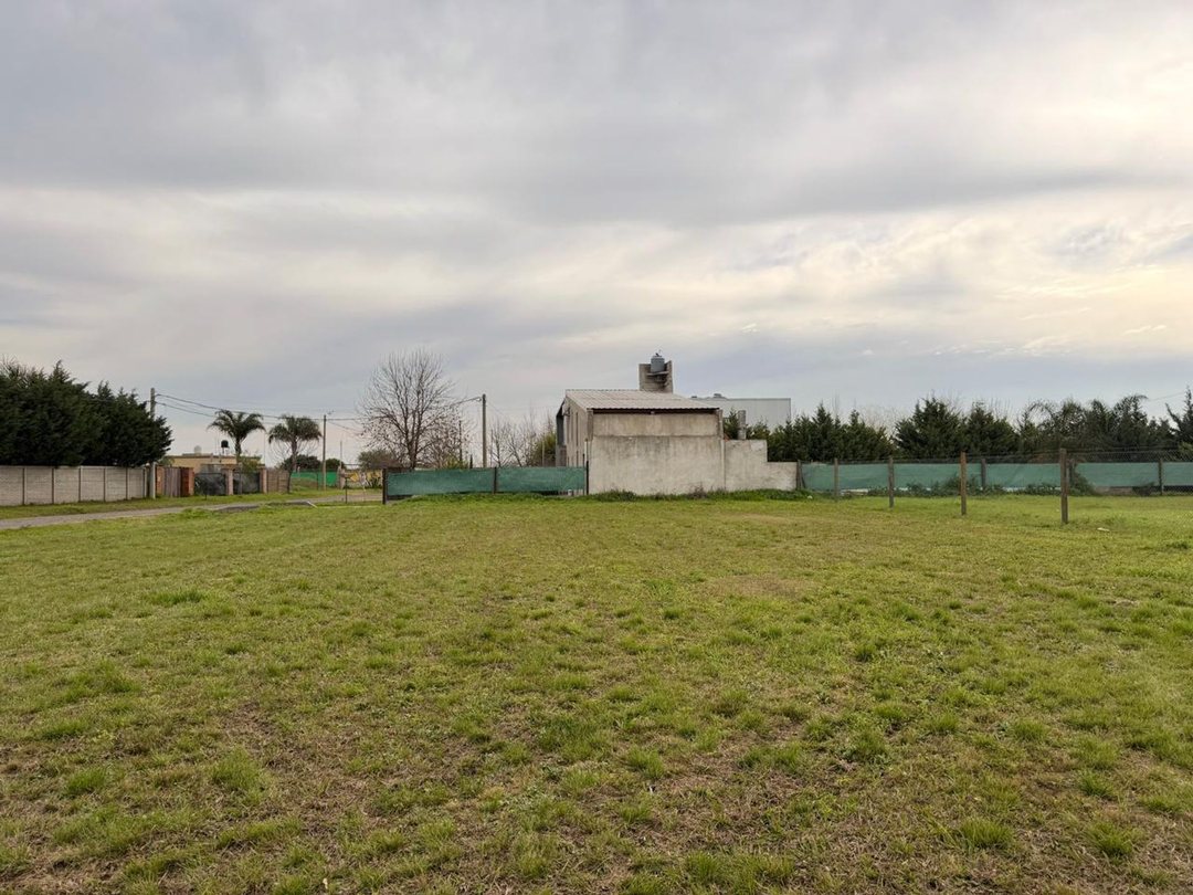 VENTA LOTE FUNES TOWN - 400 MT2