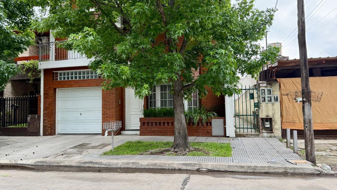 PH 3 AMBIENTES VENTA VILLA LUZURIAGA PATIO TERRAZA