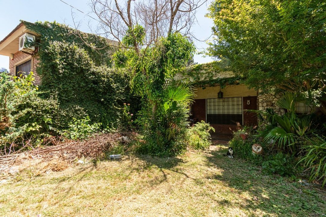 VENTA PROPIEDAD 4 AMB ZONA ITUZAINGO A REFACCIONAR