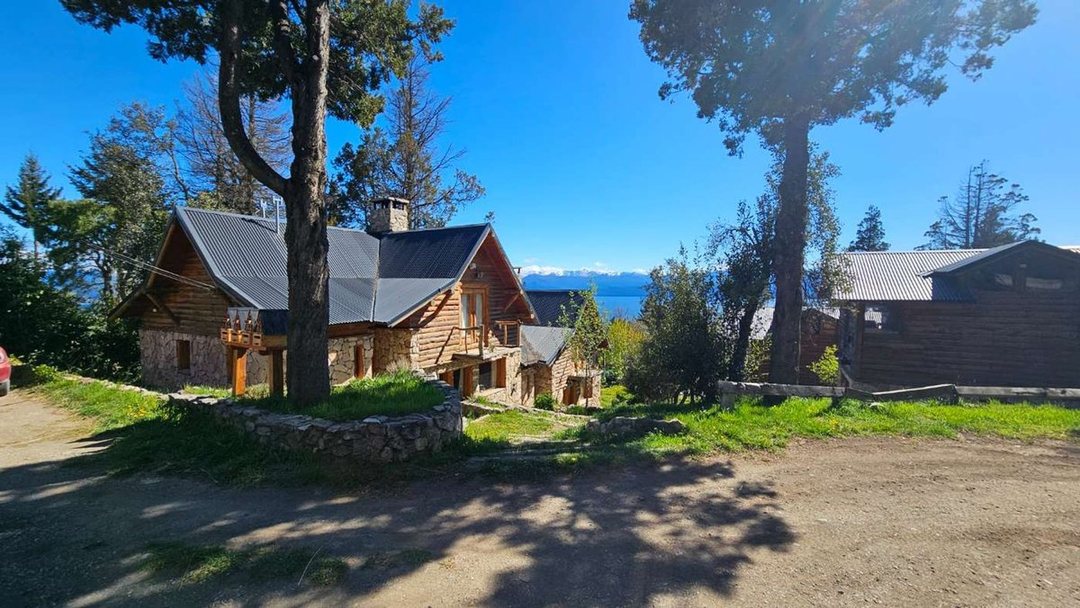 COMPLEJO 7 DEPTOS, IDEAL RENTA, BARILOCHE