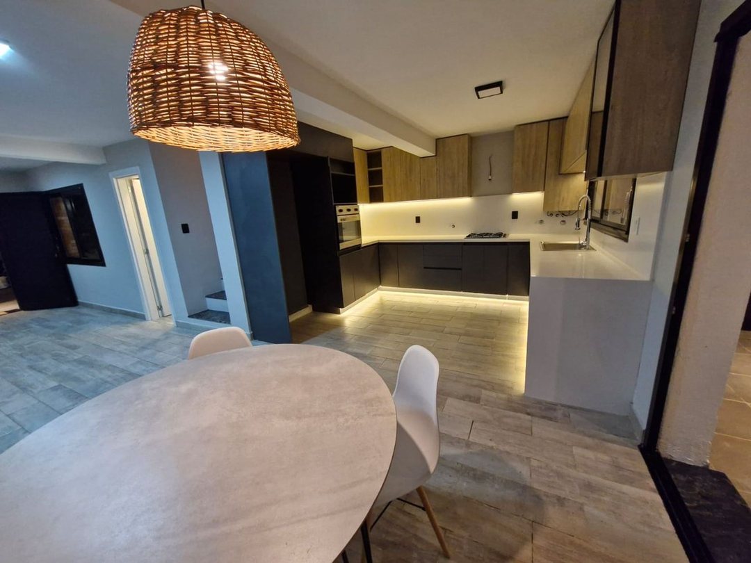 VENTA DUPLEX A ESTRENAR USD 80.000 mas cuotass!!