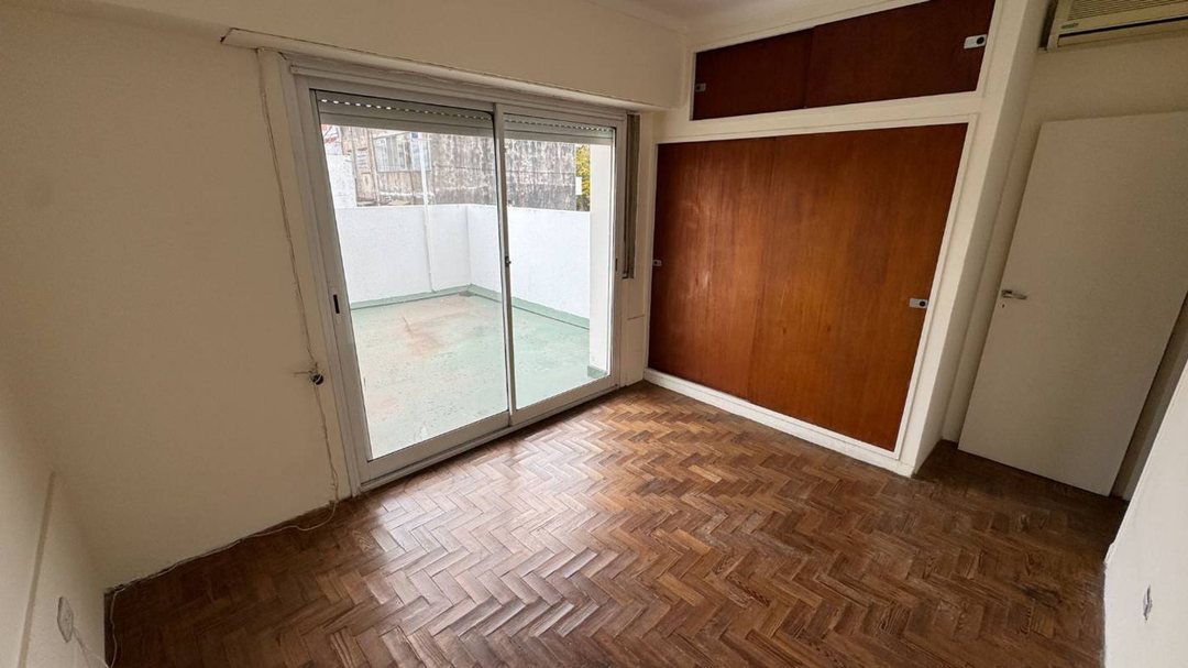VENTA DEPTO 2 AMBIENTES CON PATIO Y TERRAZA