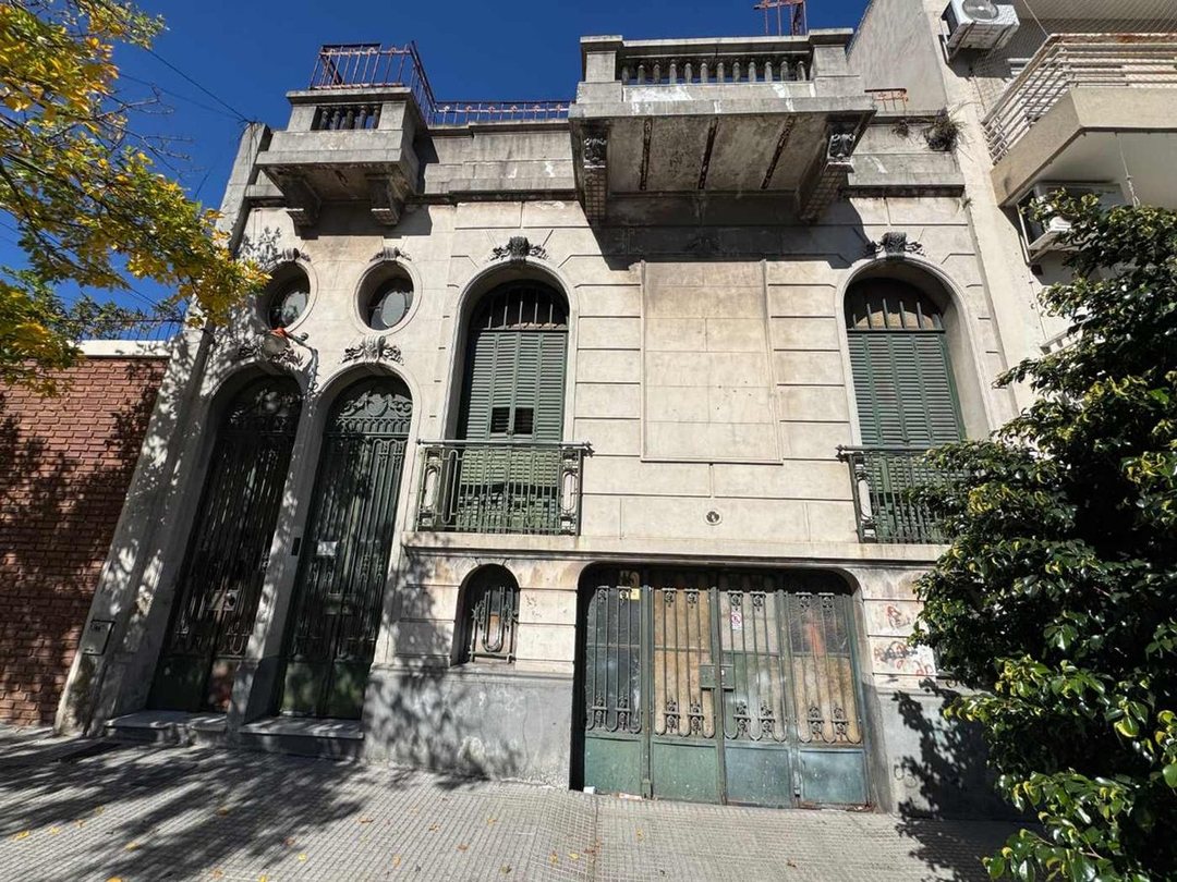 VENTA PH 6 AMB  4 COCHERAS TERRAZA BOEDO