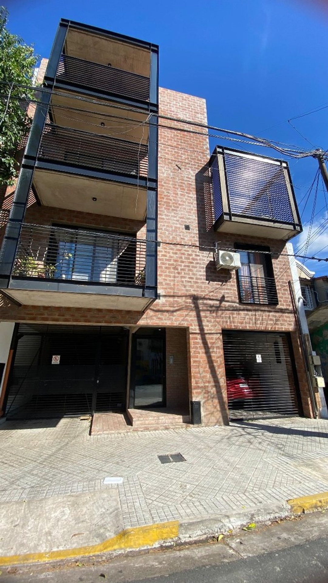 DEPTO VENTA DUPLEX 2 DORMITORIOS CON PATIO