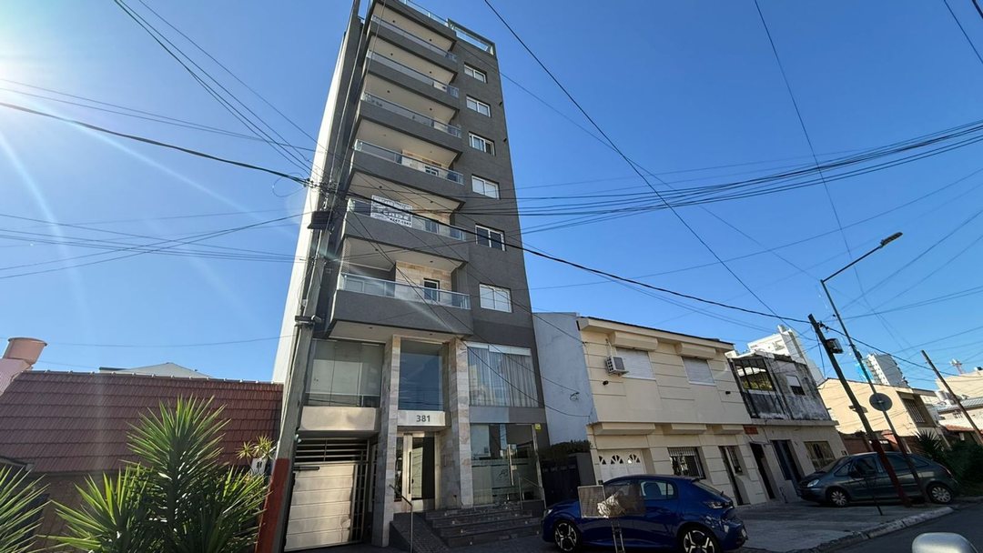 DEPTO 2 AMB CON BALCON AL FRENTE A ESTRENAR