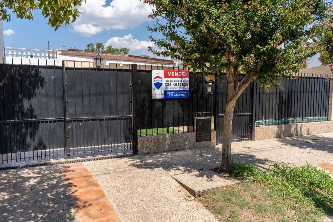 Casa de 3 dorm en San Nicolás.