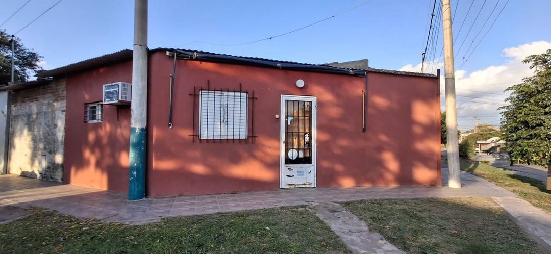 Se vende casa 3 dorm. Guadalupe Oeste