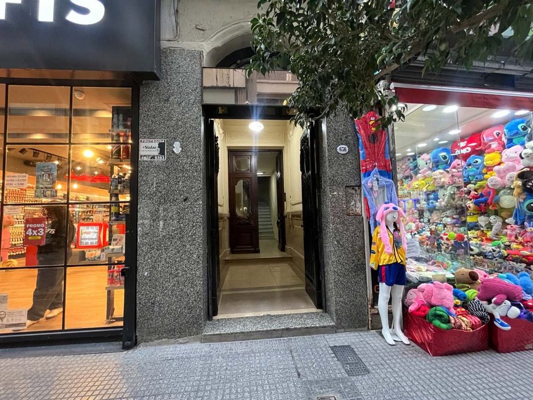 ALQUILER OFICINA MICROCENTRO