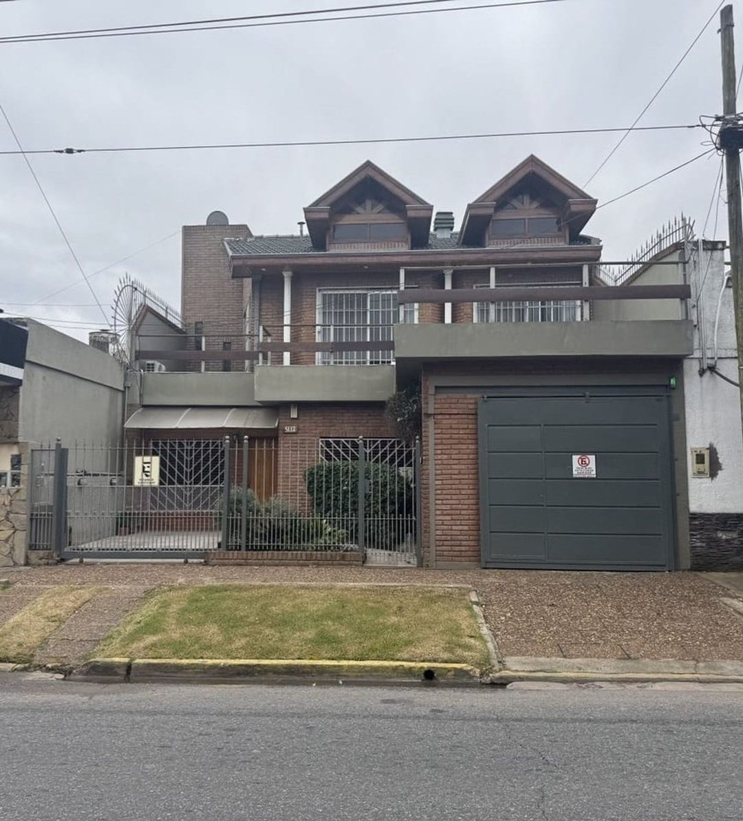 Venta casa 5 Ambientes Berazategui