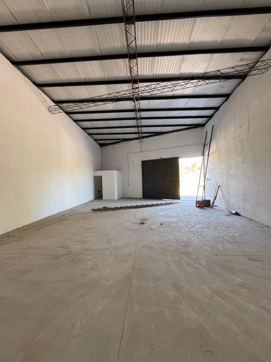 ALQUILER DEPOSITO ZONA MERCOFRUT 111 MT2