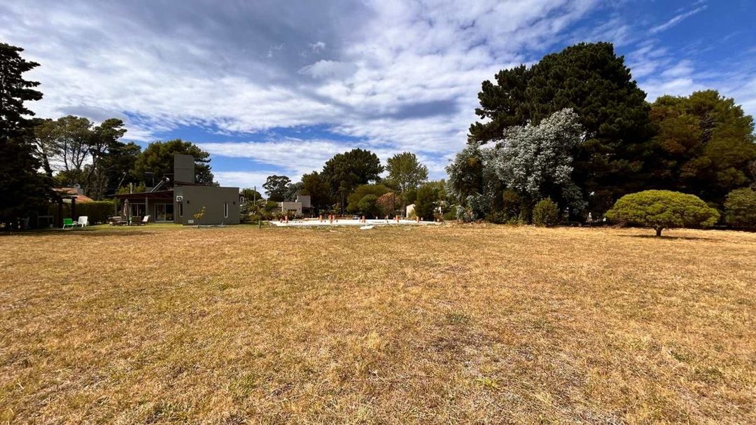 VENTA LOTE 420M2 EN LAS LOMAS MIRAMAR