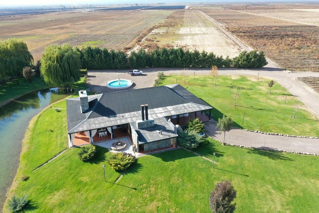 VENTA FINCA PREMIUM EN LUJÁN DE CUYO