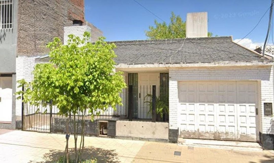 Venta Casa 9 Amb. Apta GERIATRICO 6ta Sección Mza