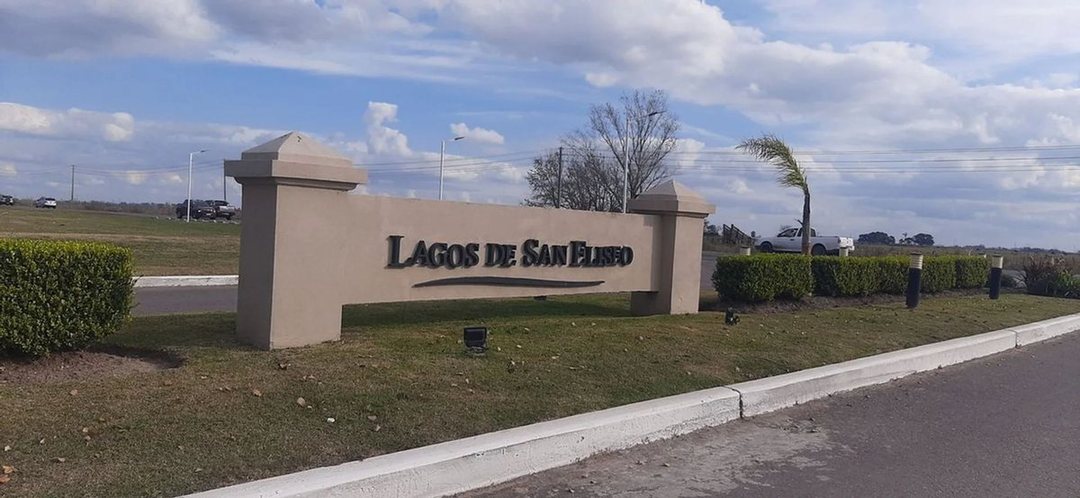 LOTE INTERNO EN VENTA EN LAGOS DE SAN ELISEO