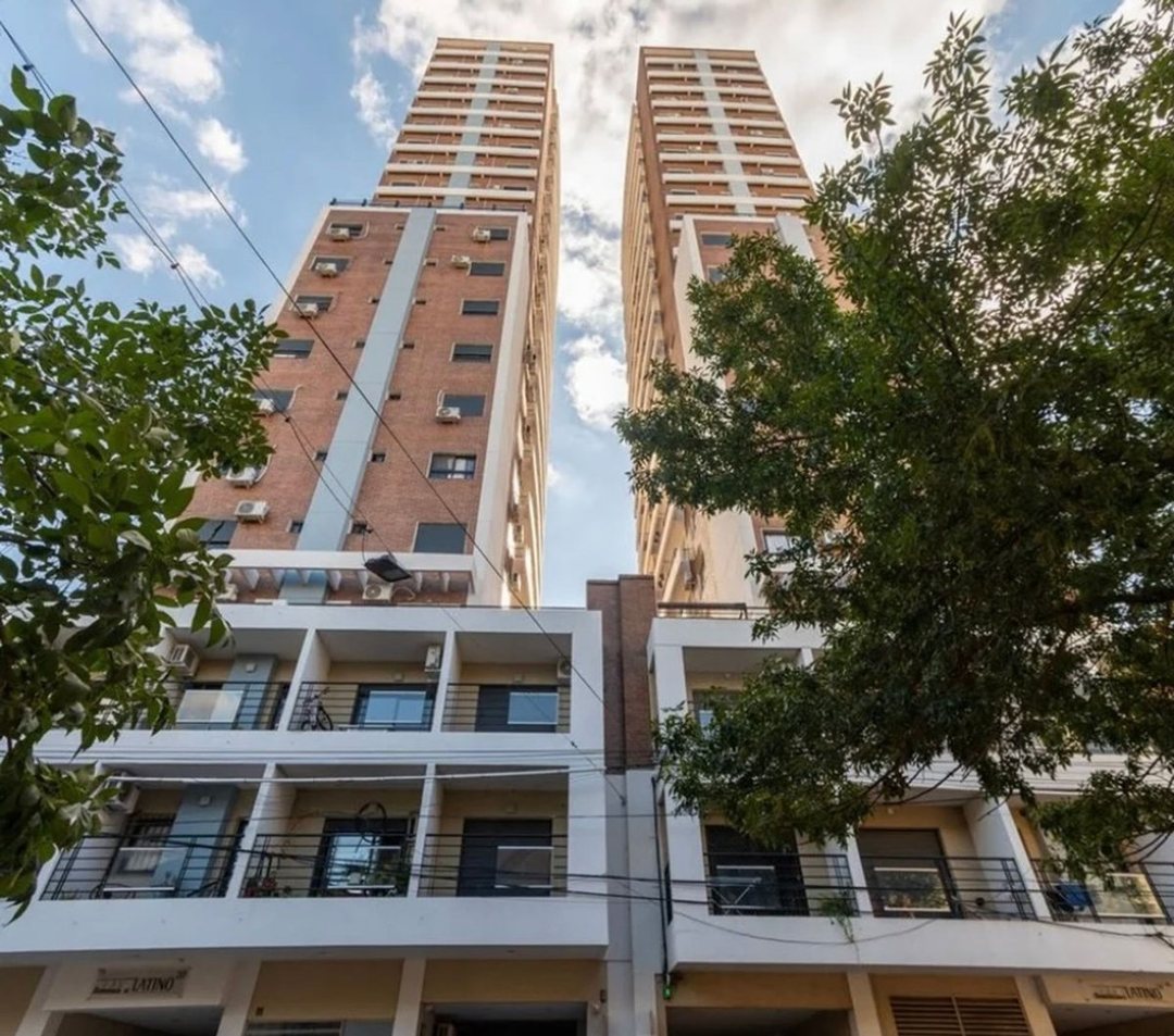 DPTO 1 DORM. EN LATINO 24. IMPECABLE