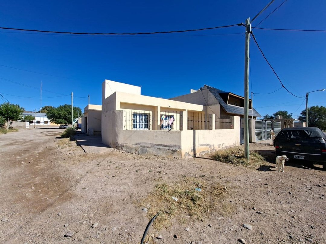 VENTA CASA ESQUINA  SIERRA GRANDE RIO NEGRO
