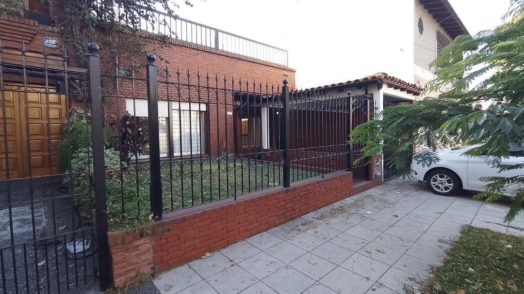 Casa 3 amb venta Wilde cochera patio quincho tza