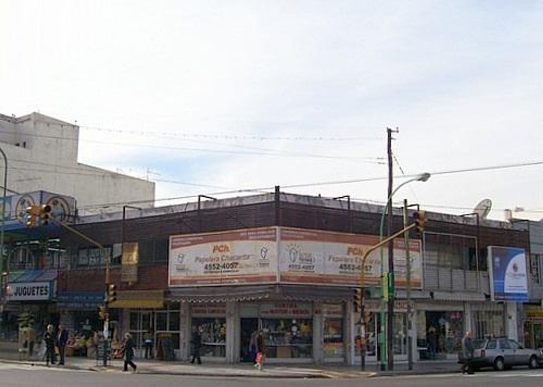 Local a la calle en alquiler en Av. Forest