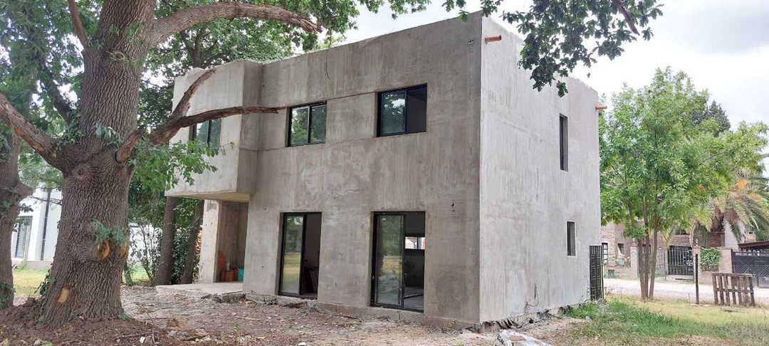 VENTA DE CASA A ESTRENAR EN MATHEU SIN EXPENSAS