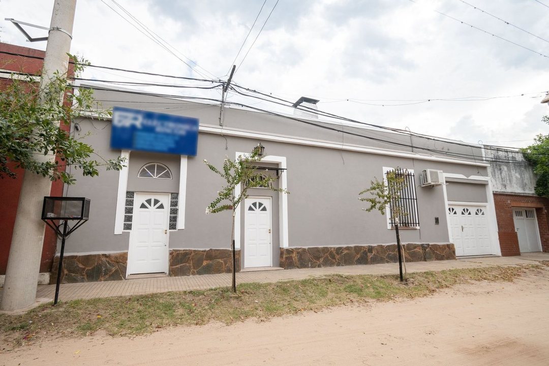 Venta Casa Rincón a 1 cuadra de la Plaza