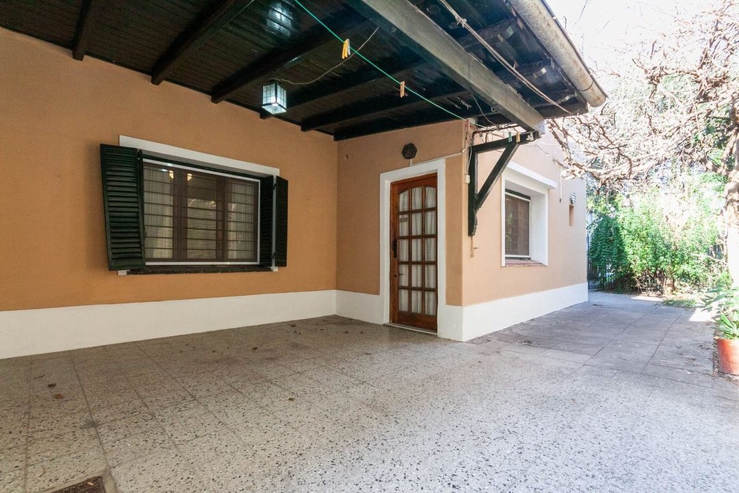 Venta PH 3 Ambs. Fdo. libre. Lanus. Apto Credito.