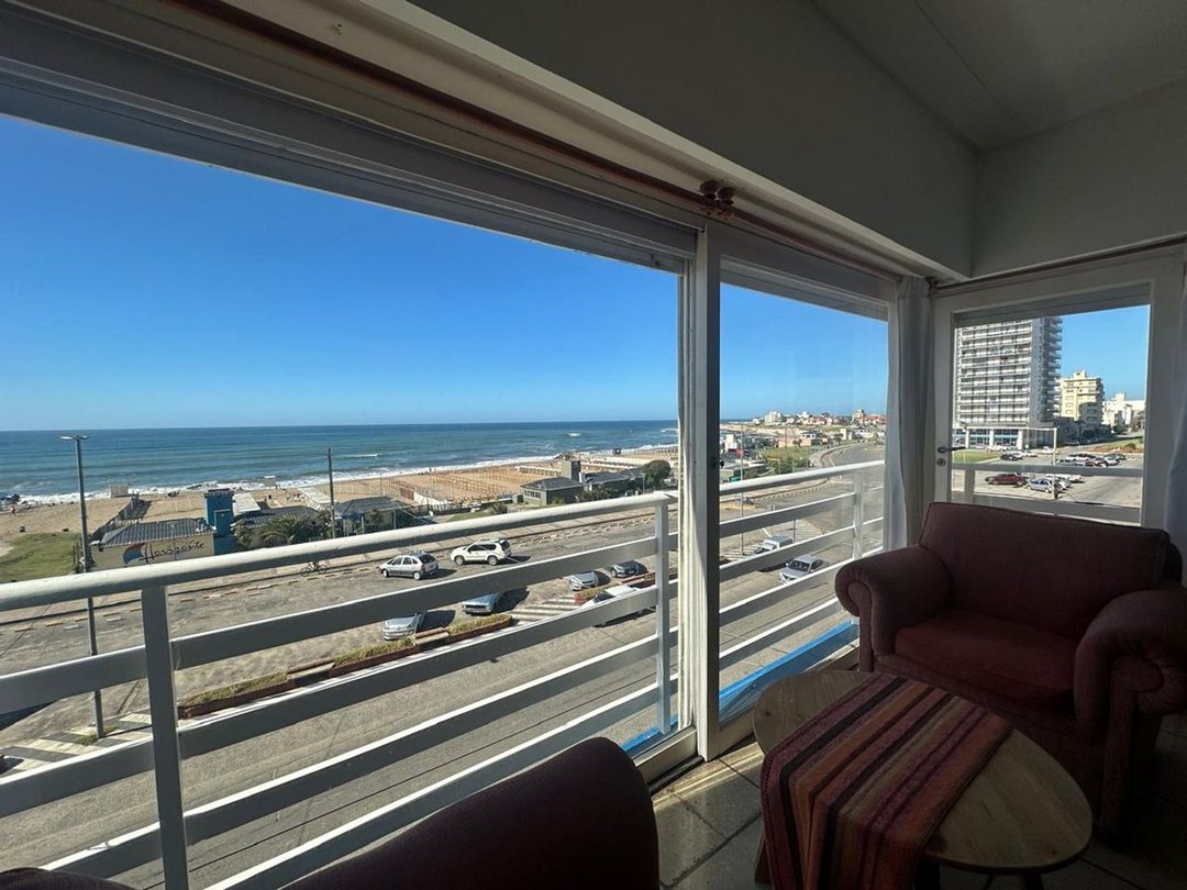 Hermoso Dpto en Zona I, Miramar-4 Amb. Con Cochera