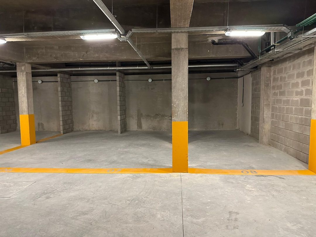 EN VENTA COCHERA CUBIERTA - BAULERA - VILLA DEVOTO
