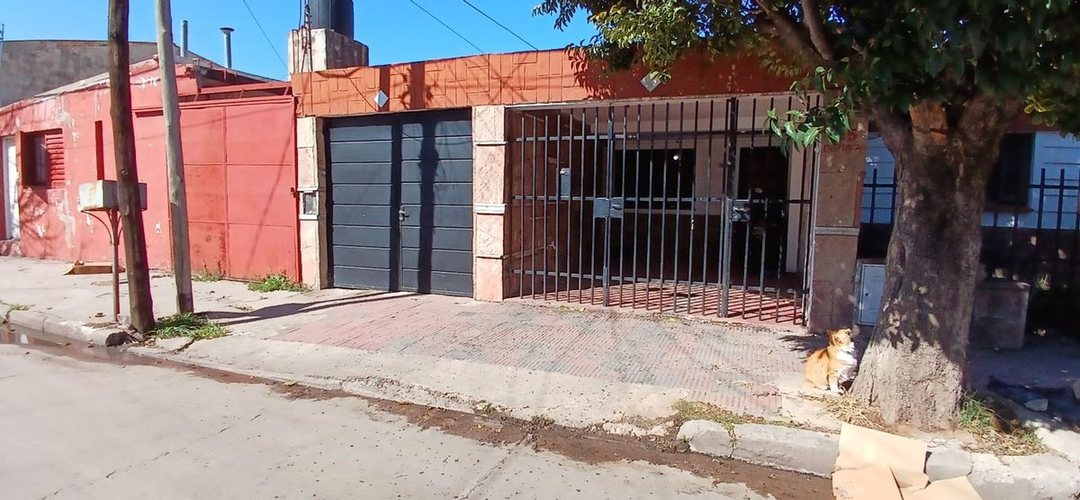 OPORTUNIDAD INVERSION CASA MAS DEPTO