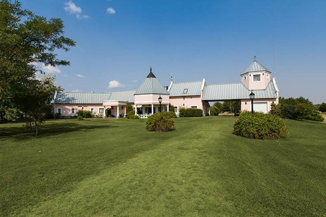 VENTA QUINTA DE 5,5 HS EN HARAS EL ARGENTINO LUJAN