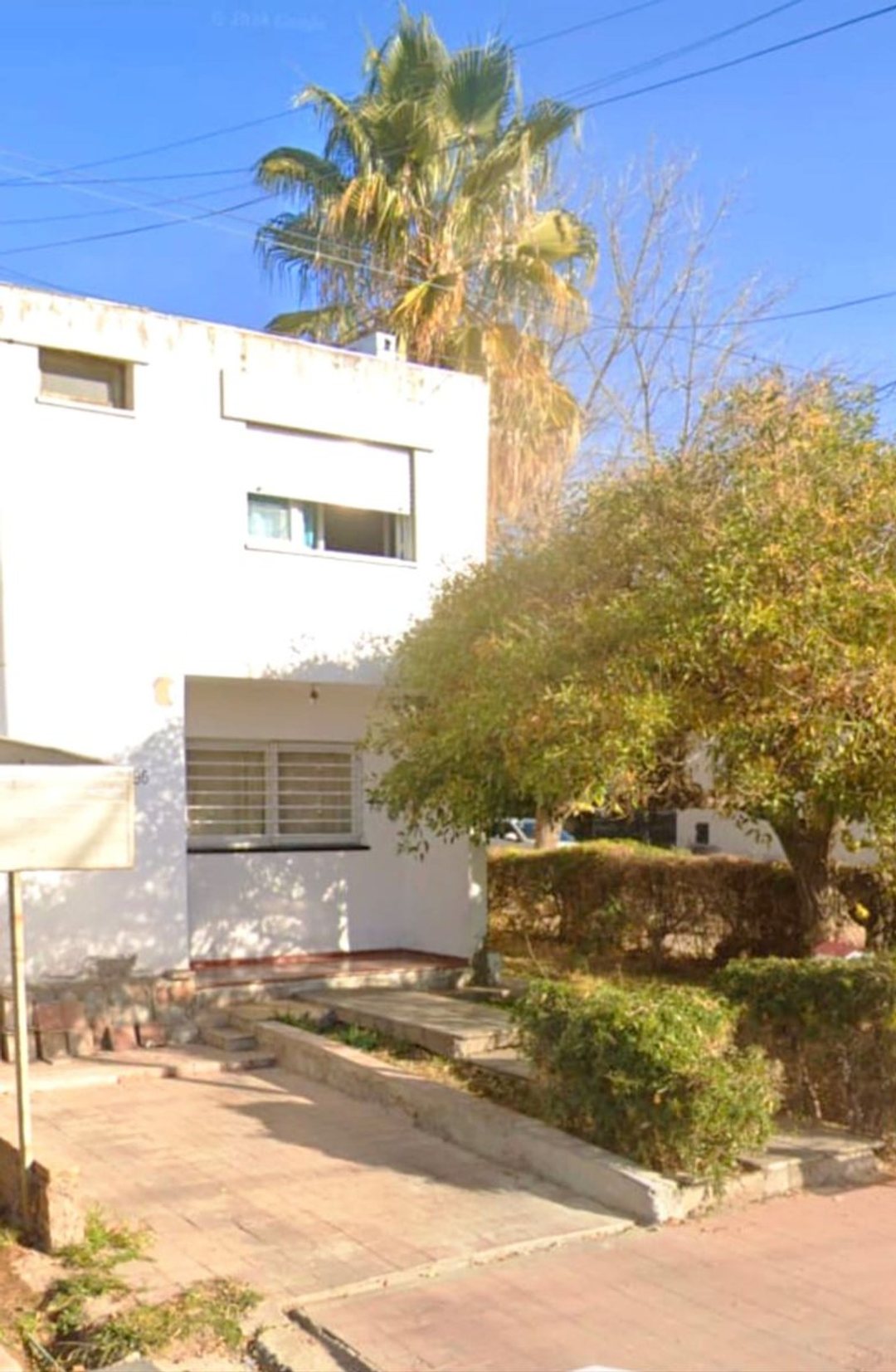 DUPLEX ESQUINA, BARRIO TRAPICHE