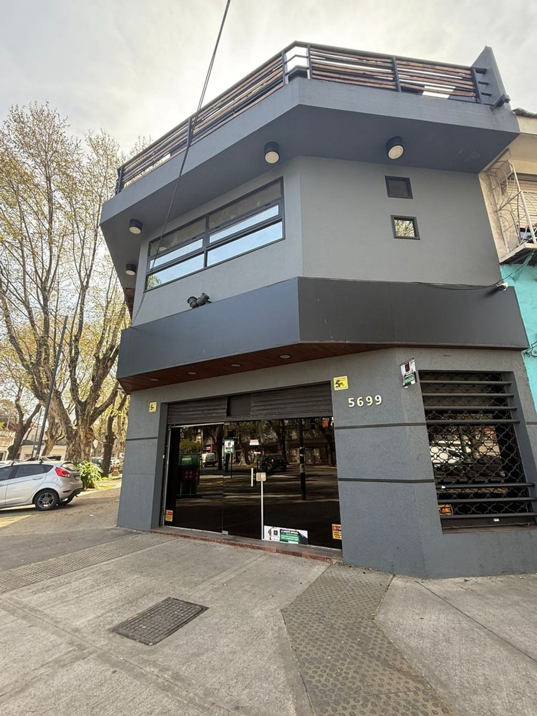 Venta local comercial + vivienda PERMUTA