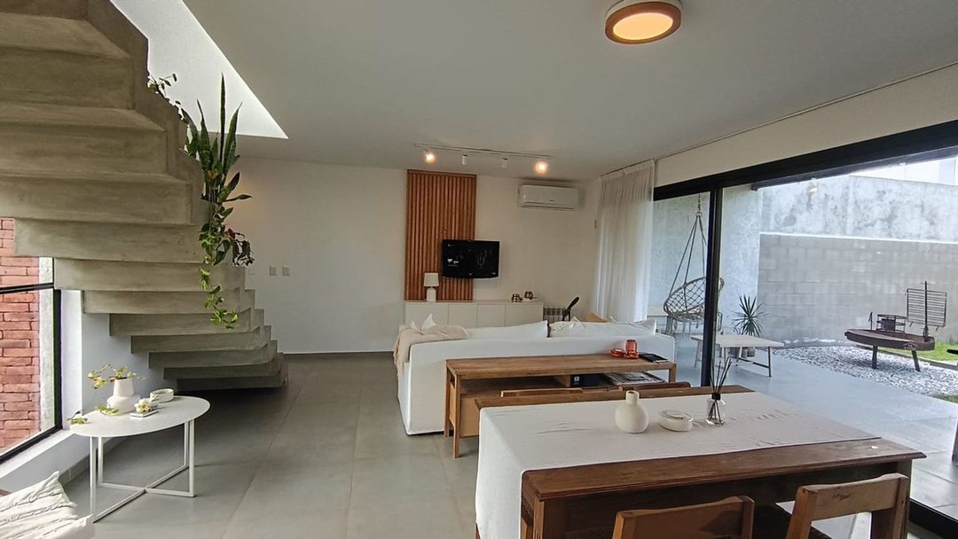 VENTA DUPLEX 2 DORM SAN IGNACIO VILLAGE  SEGURIDAD