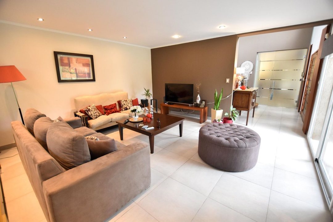 VENTA · FUNES CUATRO DORMITORIOS