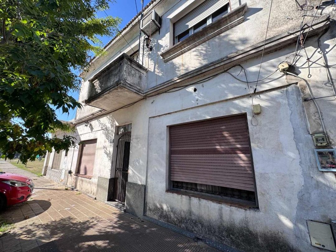 VENTA EDIFICIO BLOQUE 4 DPTOS MERLO INVERSOR