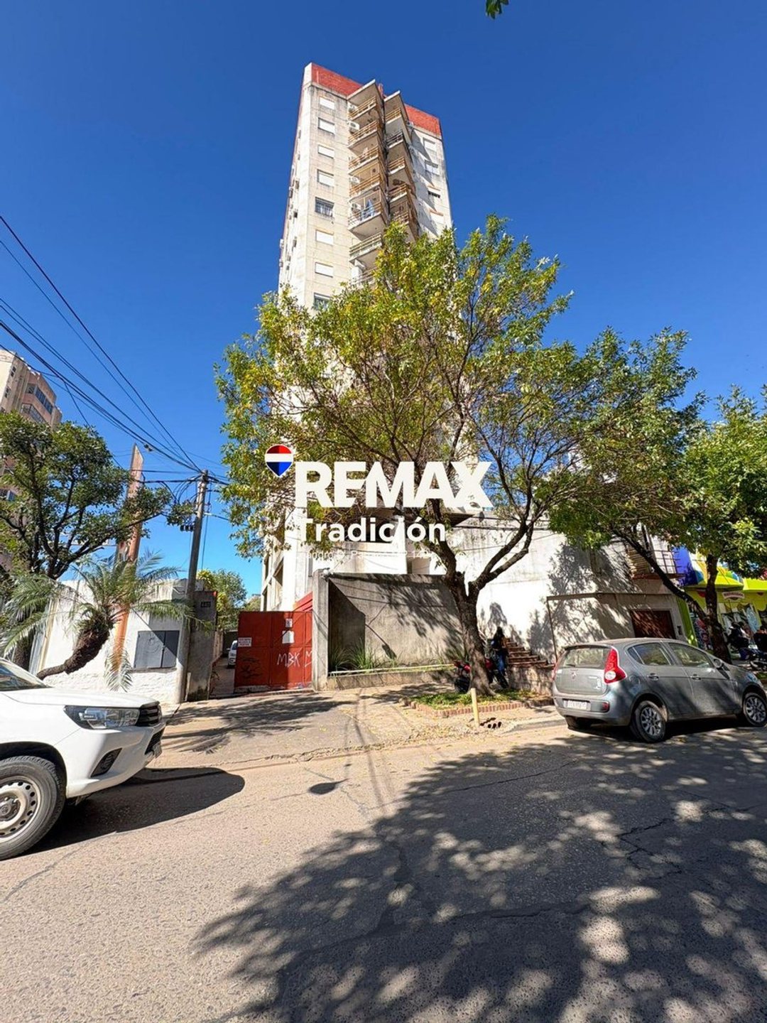 Dpto venta 3 amb. microcentro