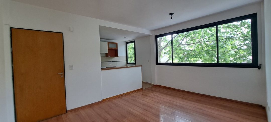 VENTA DEPARTAMENTO 3 AMB BERNAL CENTRO