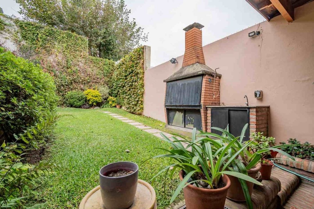 OLIVOS-DUPLEX VENTA - EXCELENTE ESTADO Y UBICACIÓN