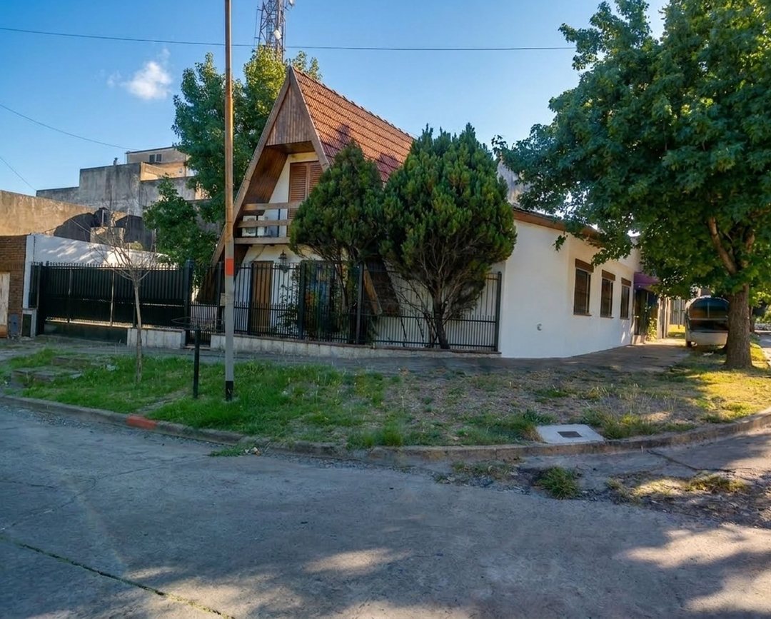 Venta  PH  tipo Casa 5 ambientes Villa Ballester
