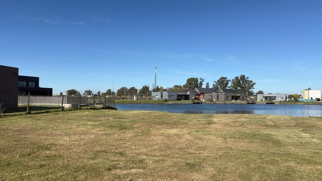 Lote en Venta en El Ensueño a la laguna